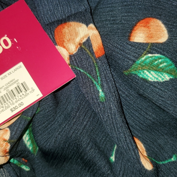 ❤️ 2/$15 XL or XXL navy cherry tie shoulder tank top - Picture 7 of 8